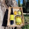 Coffret Picholine du Domaine l'Oulivie composé d'une déclinaison d'huile d'olive, olives, et purée d'olive de variété Picholine et d'une huile au yuzu.